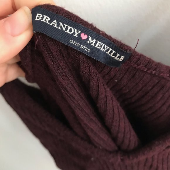 Brandy Melville Joanne Tank - Picture 3 of 3